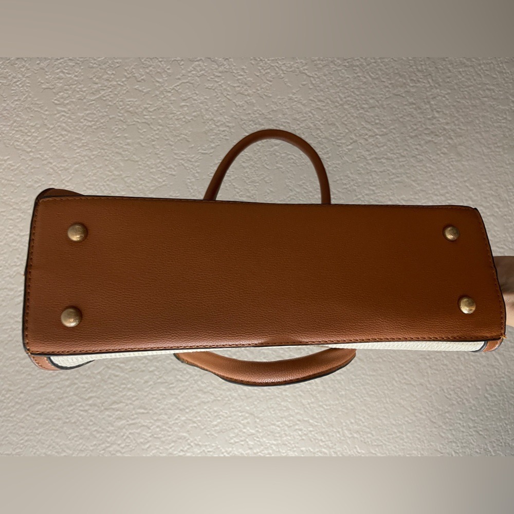 Structured Tote Bag - Picture 4 of 7